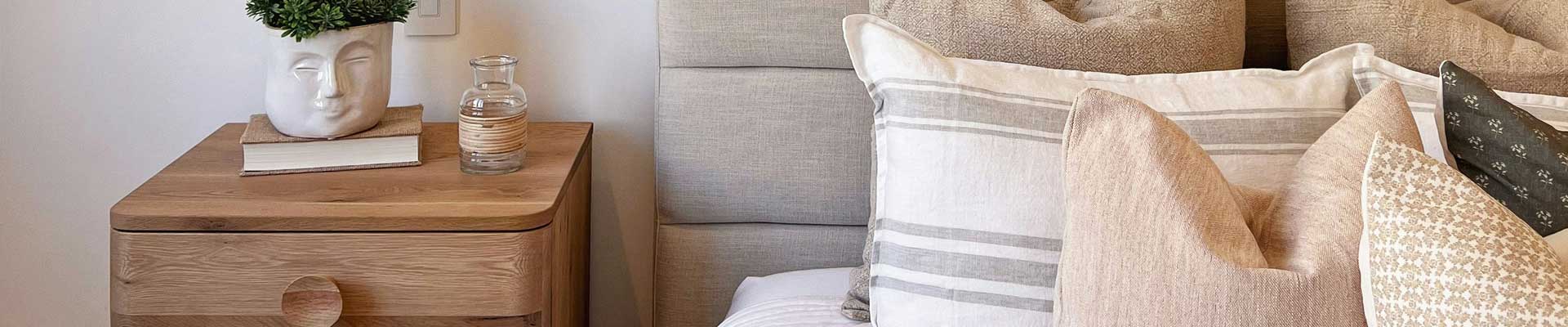 Discover large holiday cottages with light and airy bedrooms available in Govilon, Monmouthshire situated on the edge of the Brecon Beacons National Park