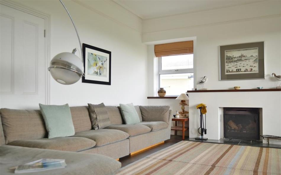 sofa and chaise longue at South Riding in Thurlestone