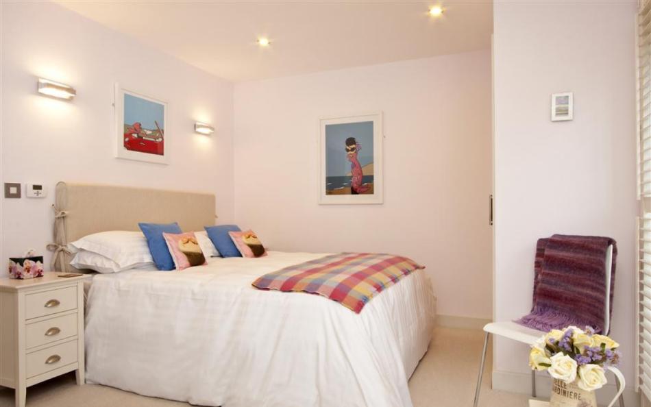 Double bedroom at Talland 22