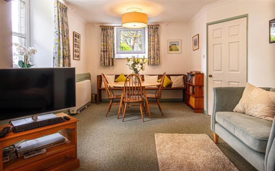 Sitting Room with dining table at Providence House