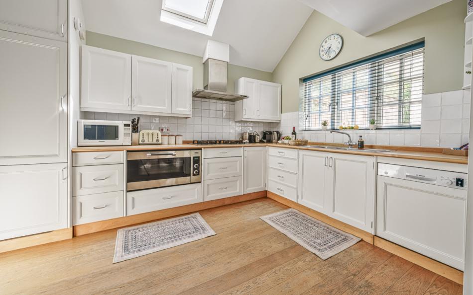 Kitchen at Boathouse 