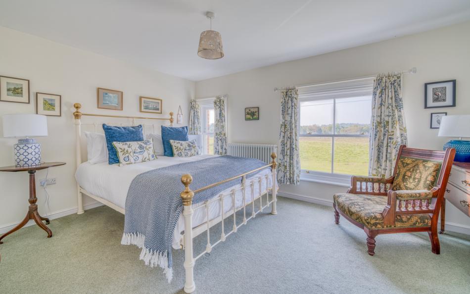 master double bedroom at Ivy Cottage