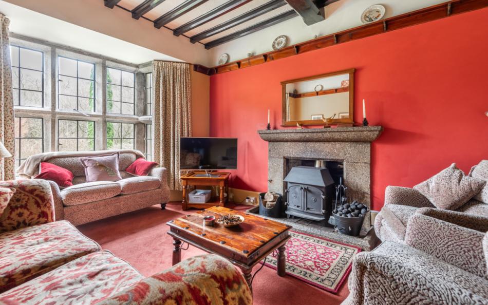 Treverbyn Vean Lodge & Stable old lounge with fire