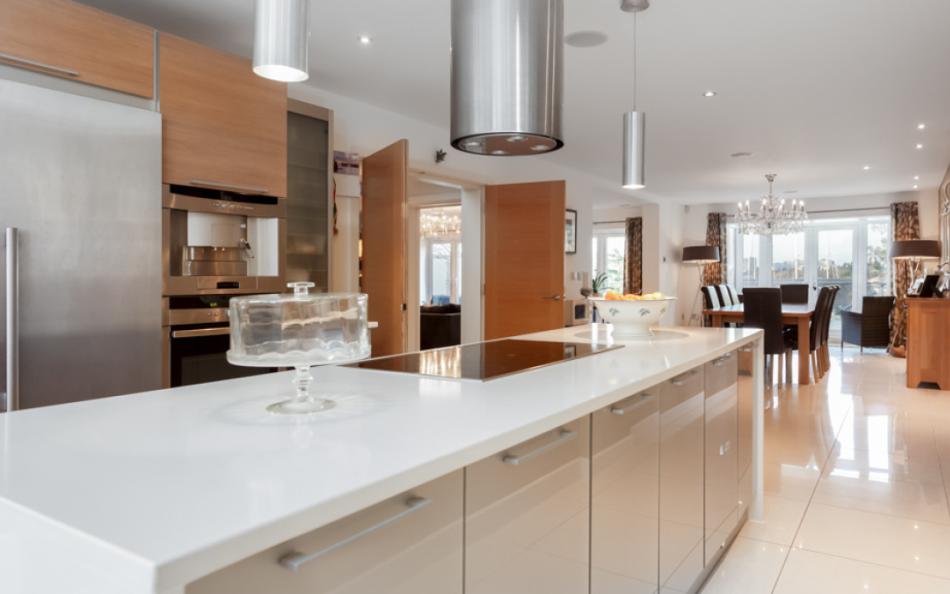 Open plan kitchen diner at Harbour Lights