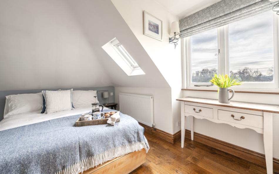 master double bedroom at Heather Cottage