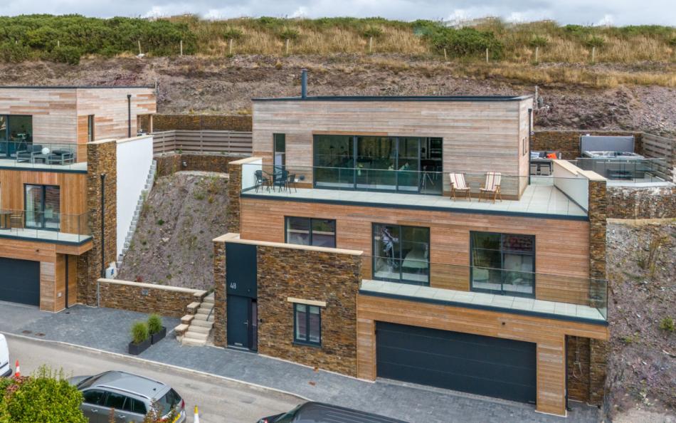 48 Trerieve a contemporary holiday home