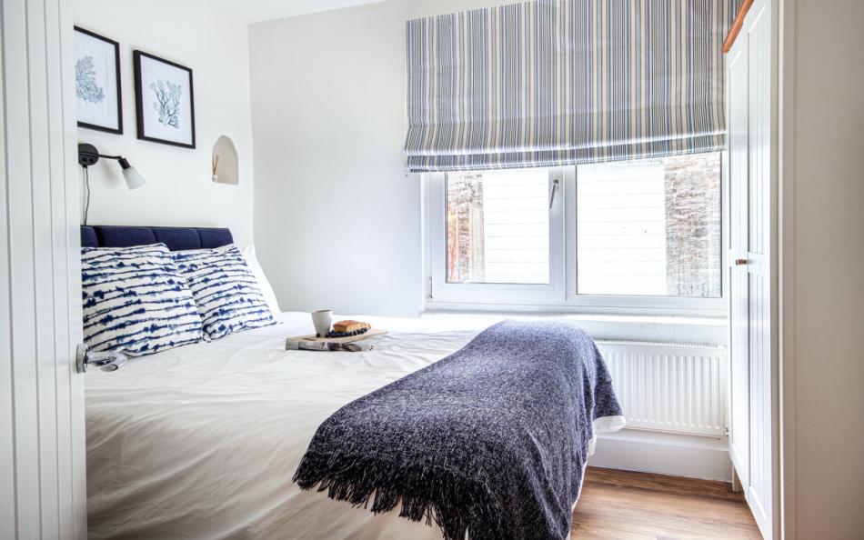 Ground floor zip and link bedroom at The Courtyard