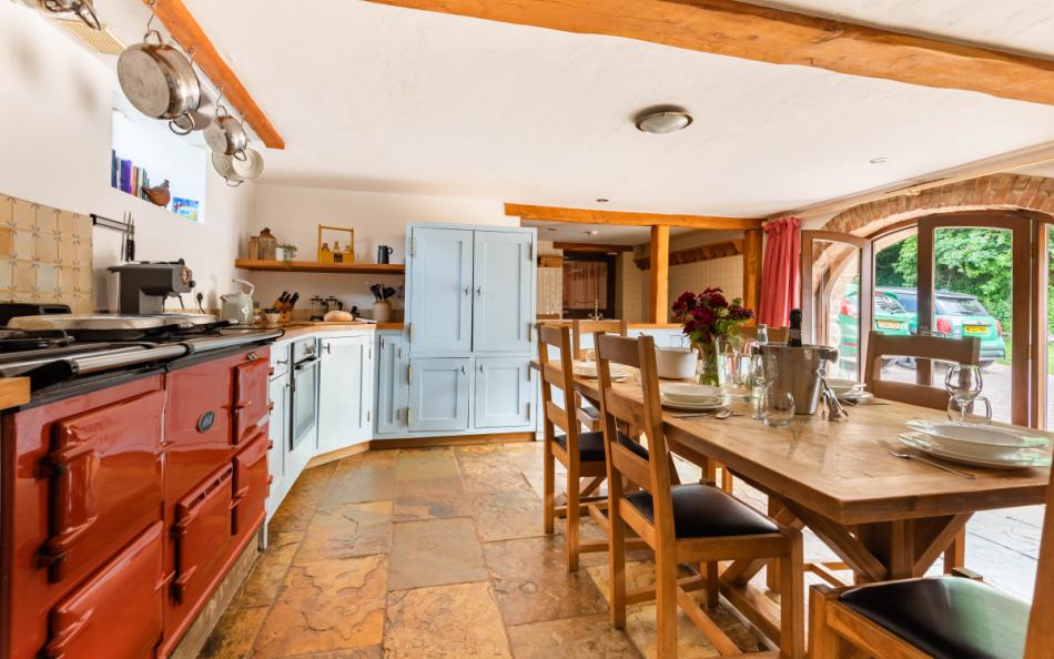 dining area and litchen at The Old Barn 