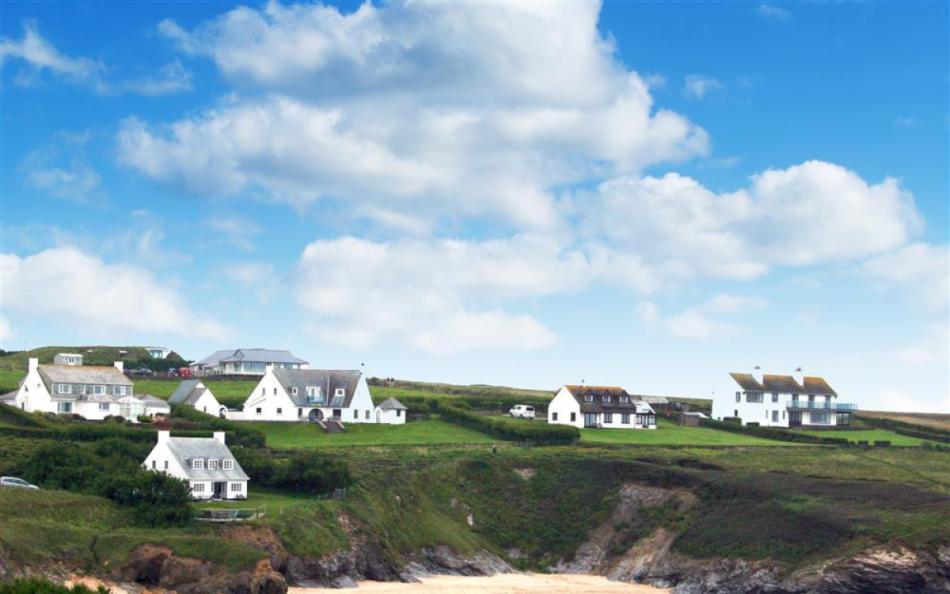 Roswidden on the cliff from the beach