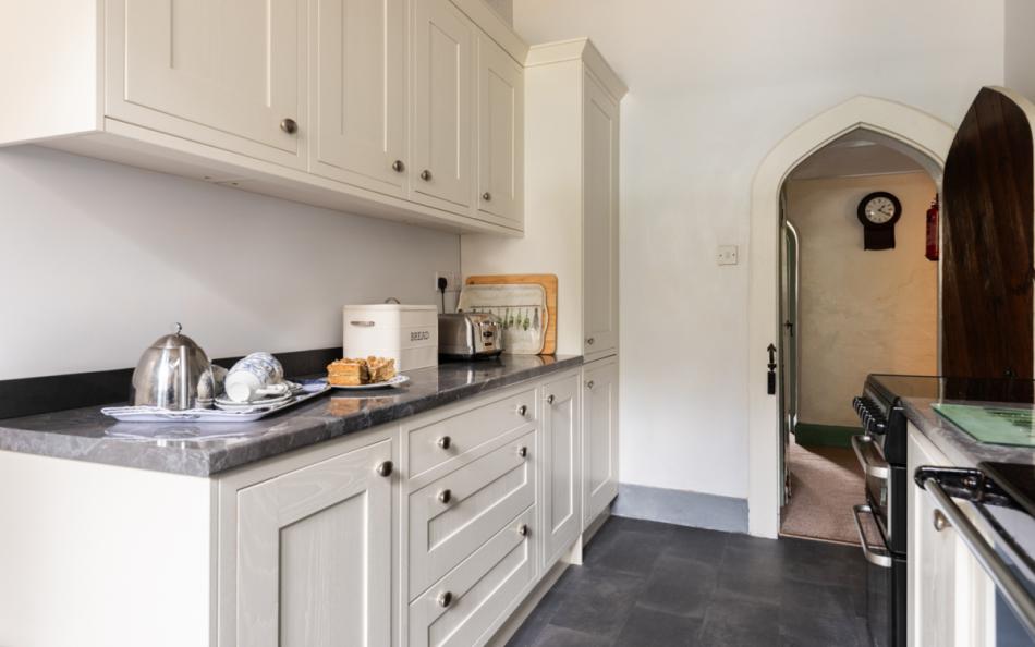 kithcen at Treverbyn Vean Lodge & Stable