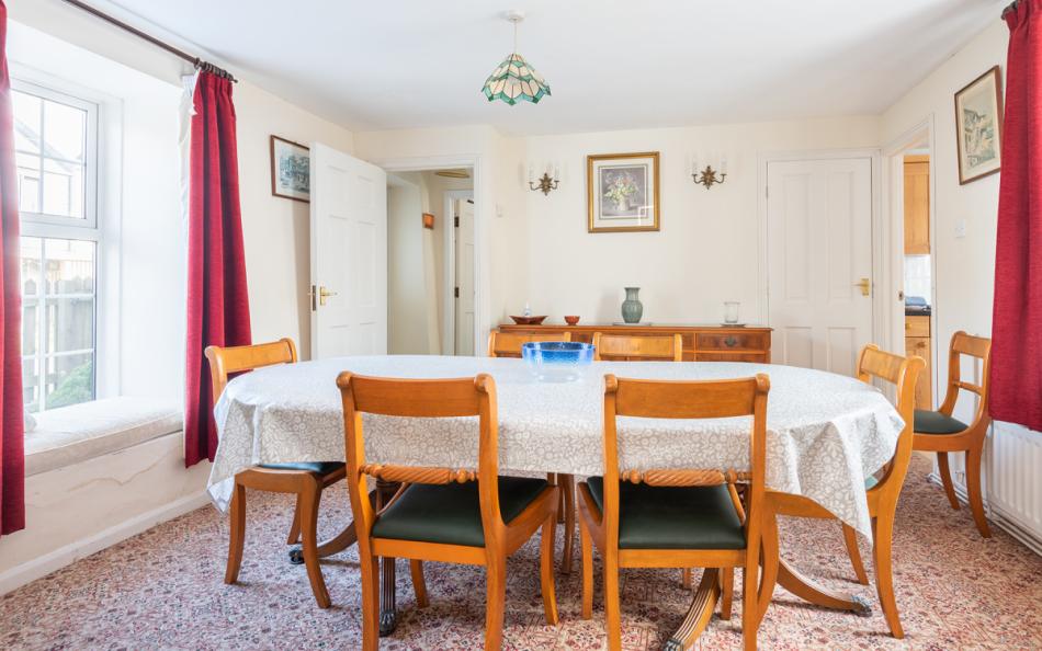 Dining area at Clovelly Cottage