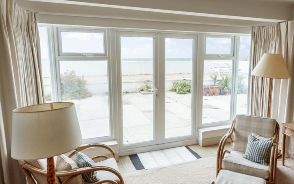 lounge windows to balcony at Utopia No.1