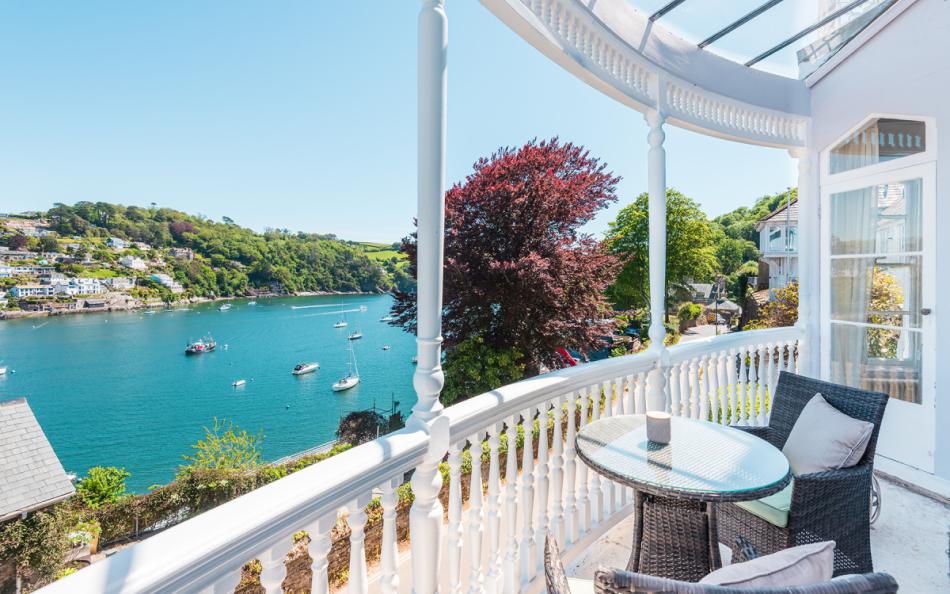 Balcony with excellent river views at Halcyon House in Dartmouth