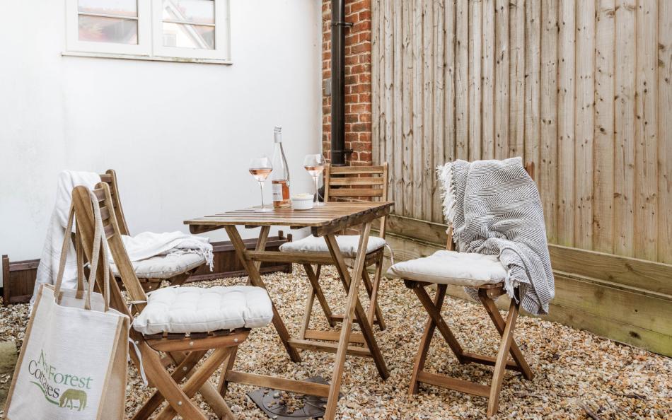 outdoor seating at Sail Away