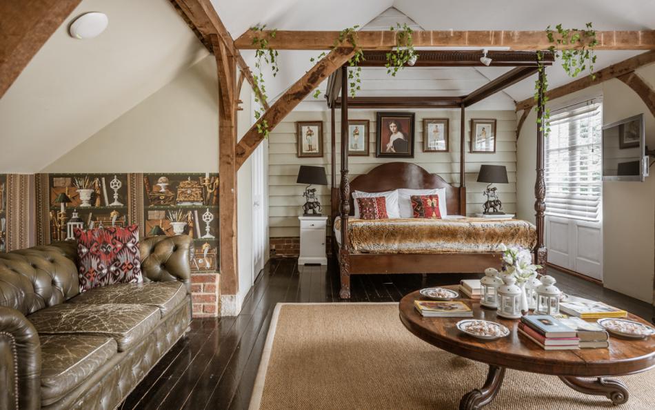 four poster bed at the Captain's House