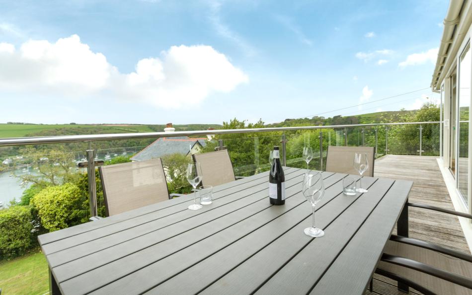 Outdoor dining at The Devon House