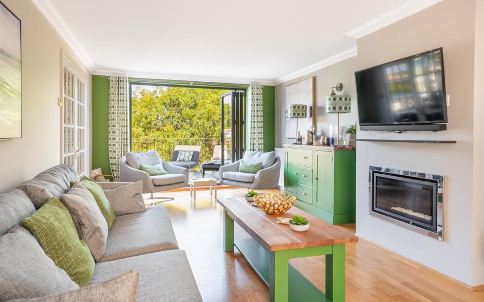 Ash Tree big holiday house in Salcombe, devon, sleeps 9