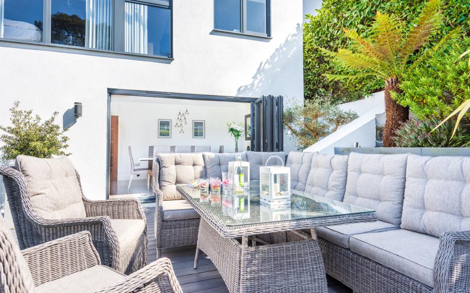 sofas outside at Santorini House