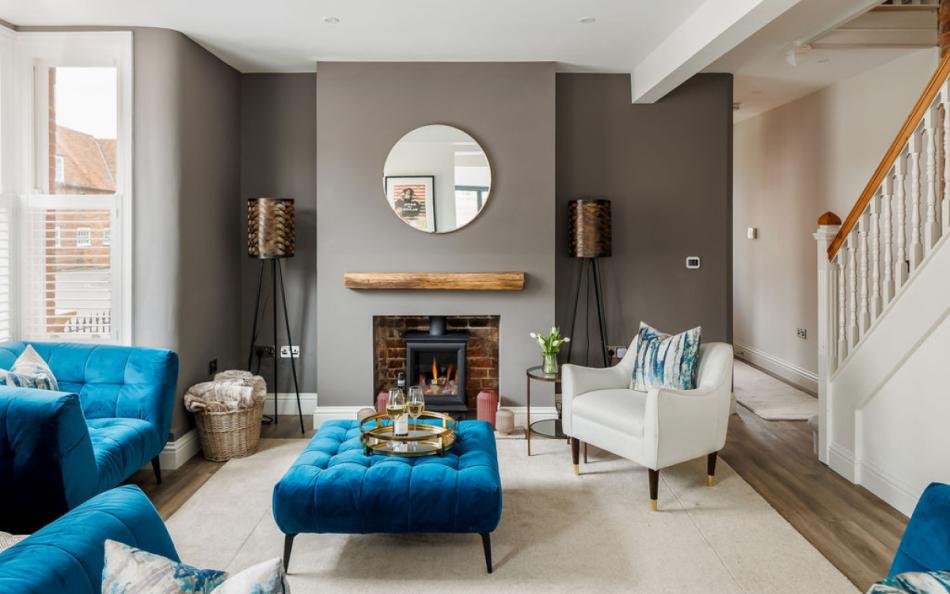 Mount Bank holiday home in Lymington near the New Forest, sleeps 8