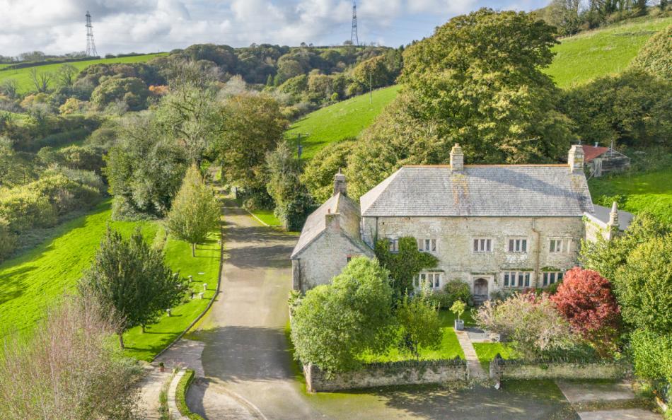 Pengenna Manor large holiday house sleeps 10 near St Teath