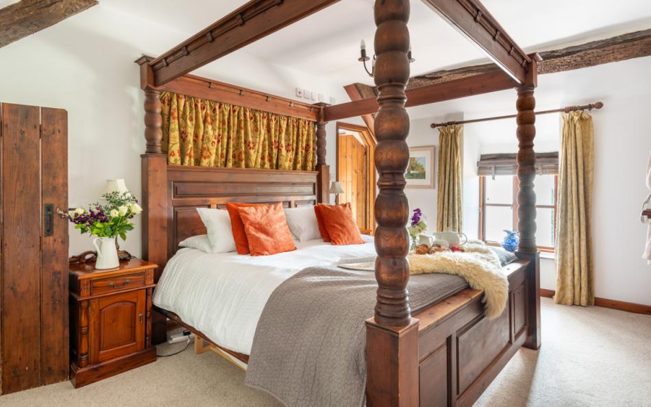 main double bedroom at Coulscott House