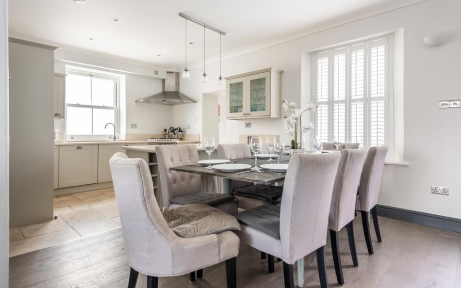 The dining table with the added extension 