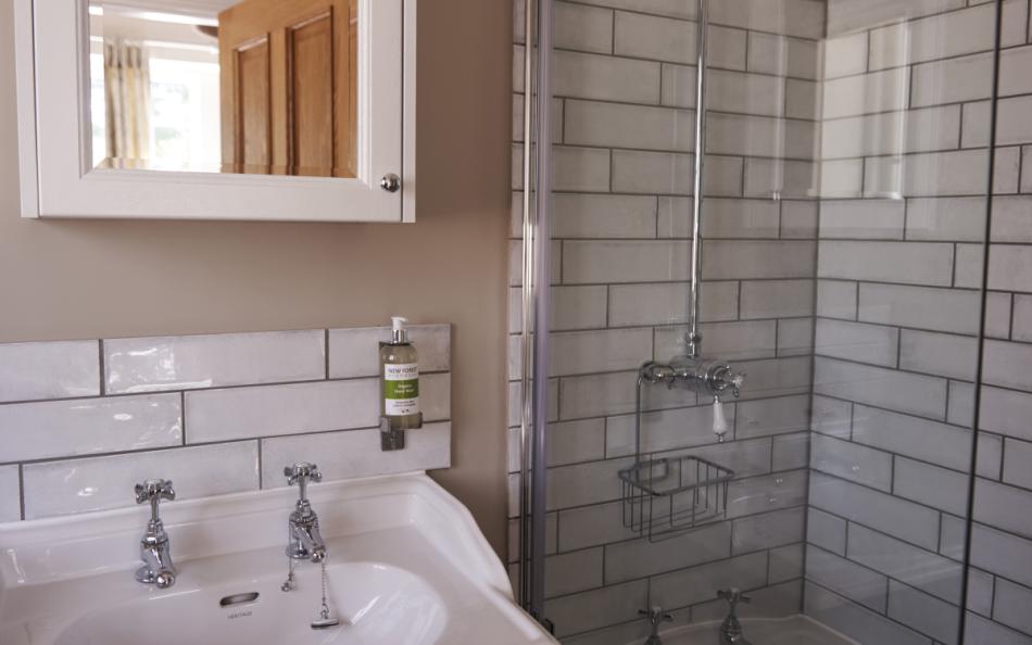 Bathroom at Sopley Cottages 