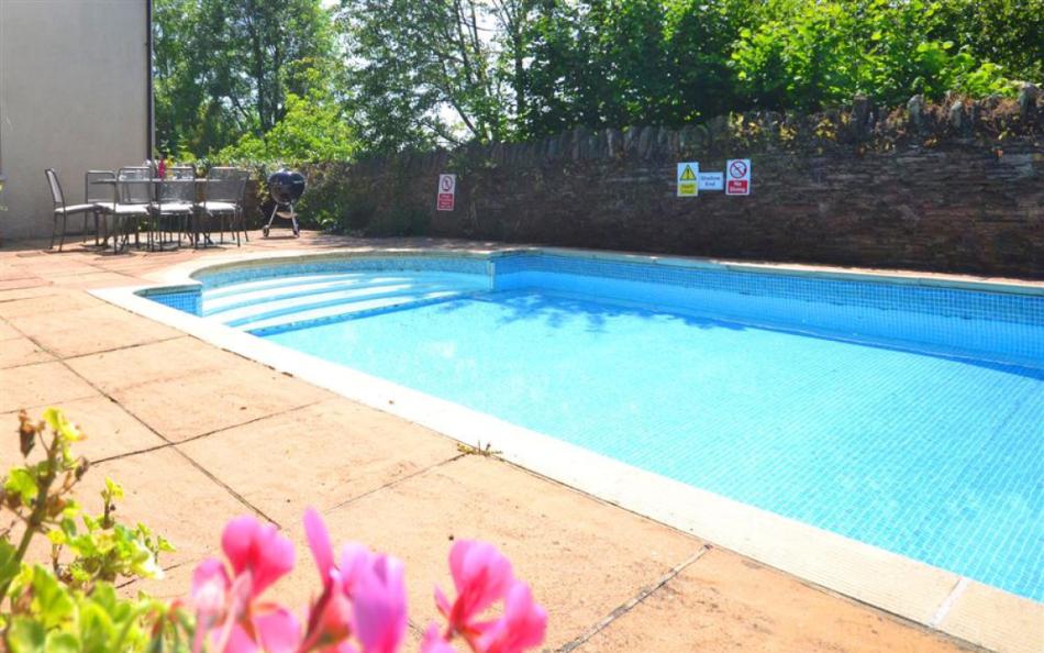 The swimming pool at Coombe Park