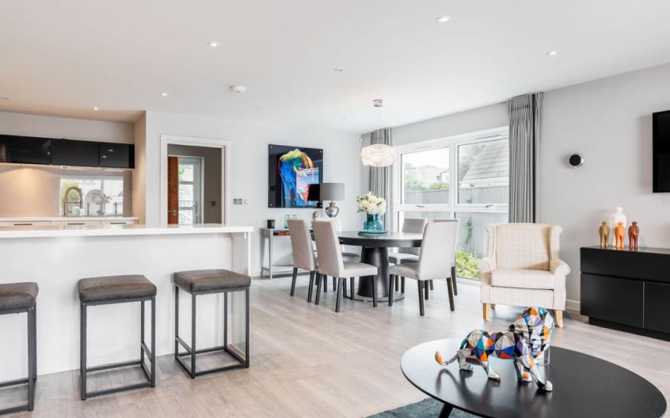 Stylish open plan kitchen dining area at Beach Buoys 