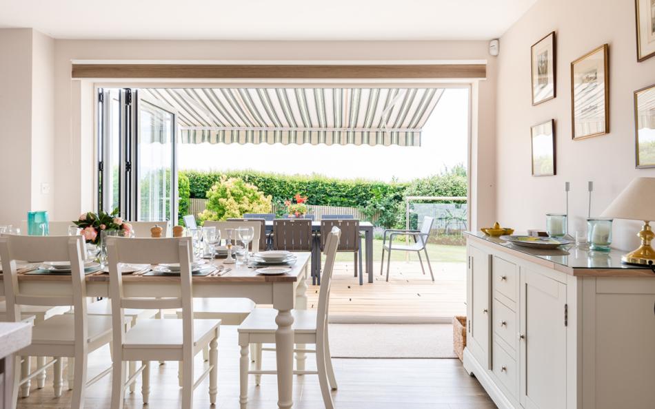 10 Old Rectory Gardens in Thurlestone, sleeps 8 for families sharing
