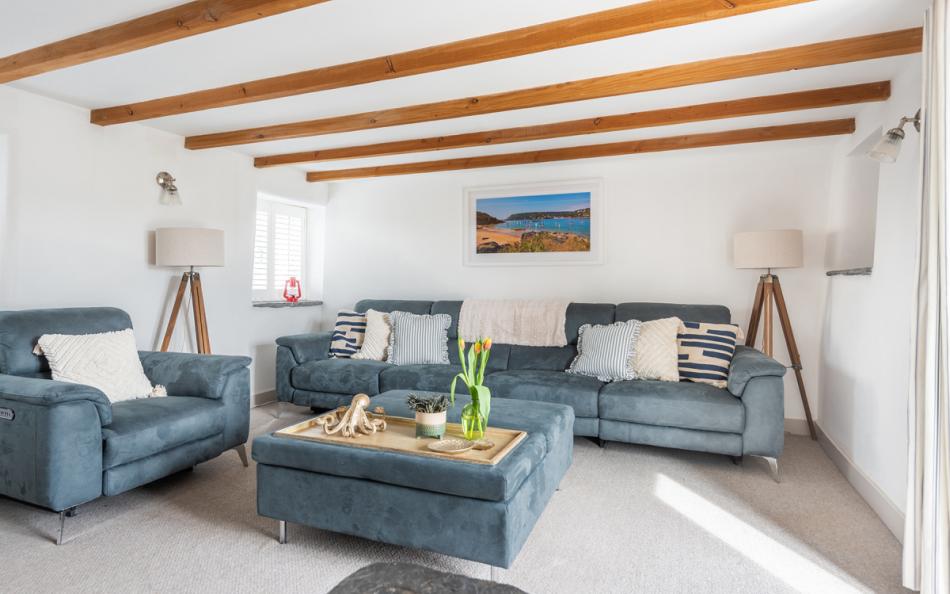 The sumptuous lounge in Wicket View