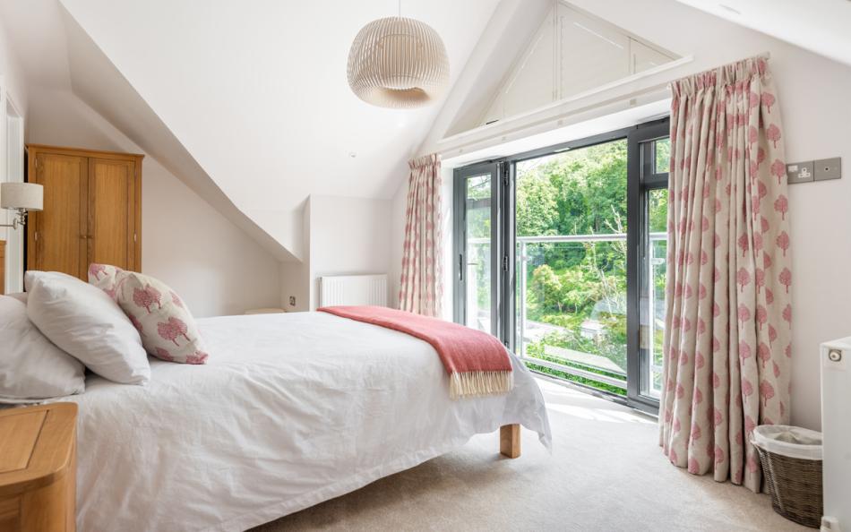 Bedroom 1 with 5ft king size bed at 6 Rosewalk