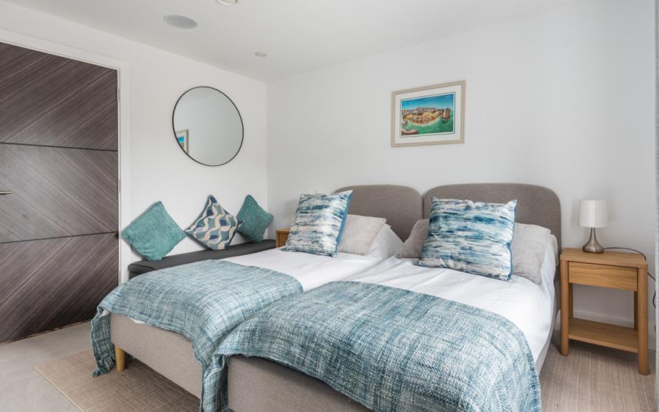 Twin room at 48 Trerieve 