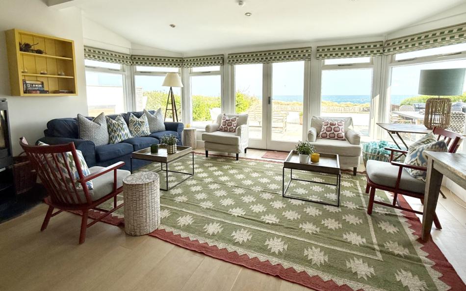 living room at Holwell
