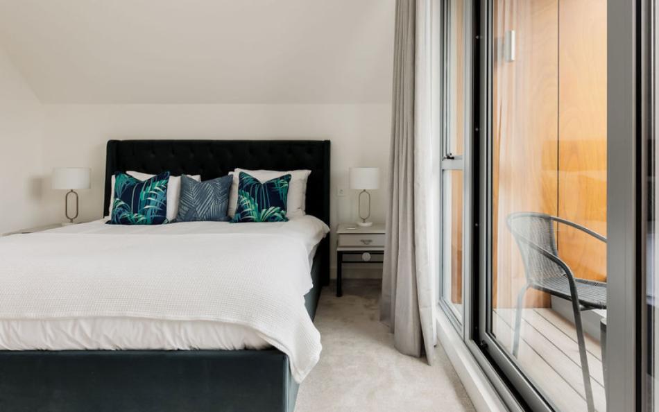Double bedroom at La Mer