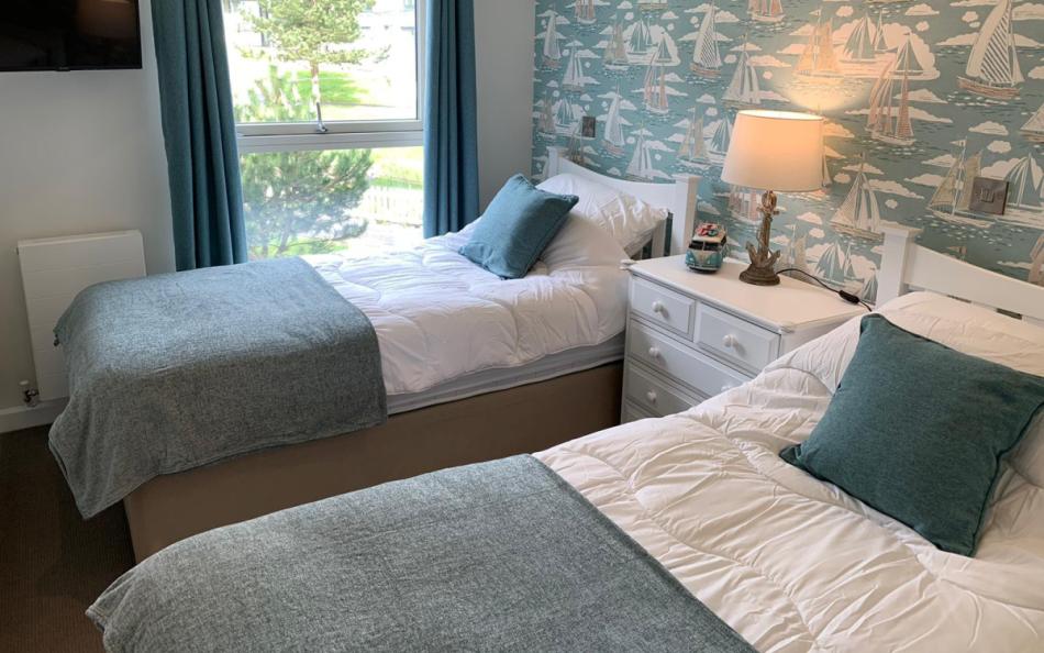 twin bedroom at 9 Talland