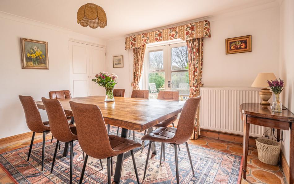 dining room  at Moonfleet Cottage