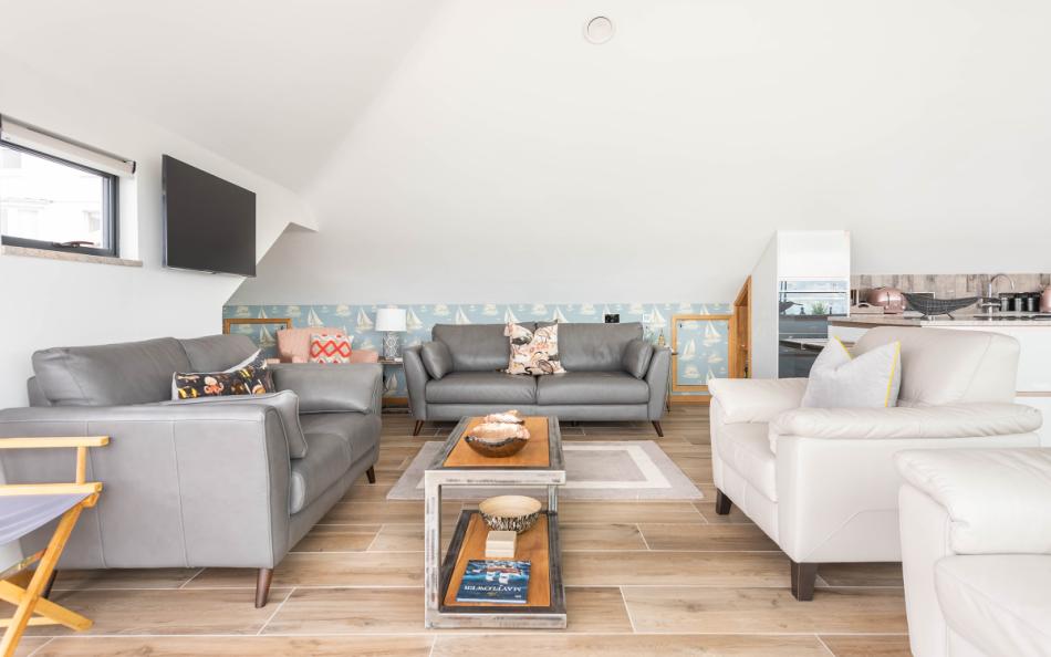 Bright living area  at Bridge House 