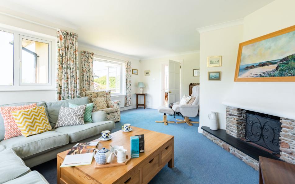 Spacious sitting room at Double Gates 