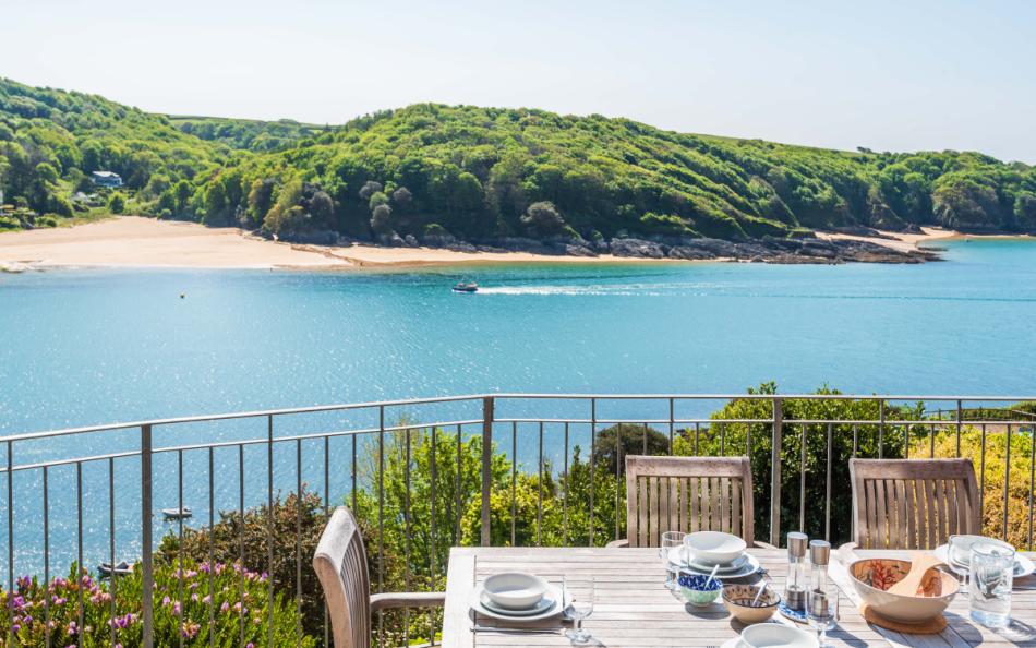 The Ridings, sleeps 10, group accommodation in Salcombe