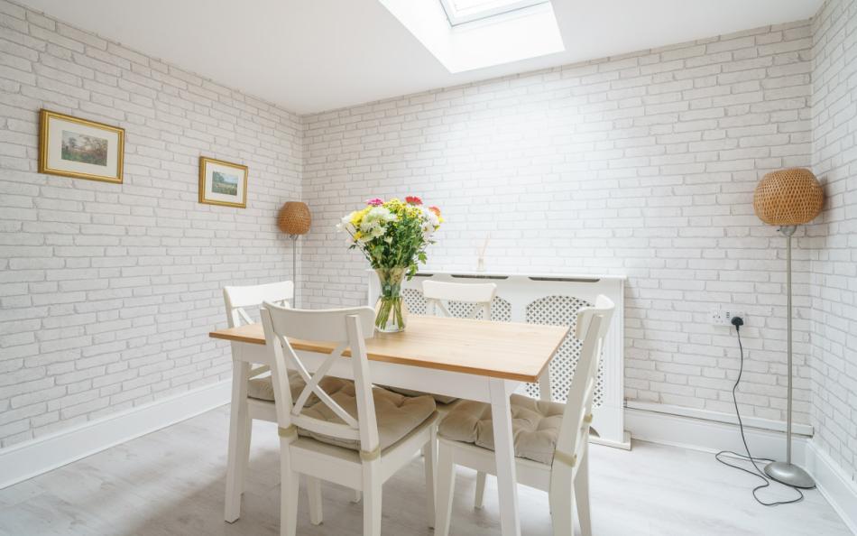 dining area at Beech Lodge