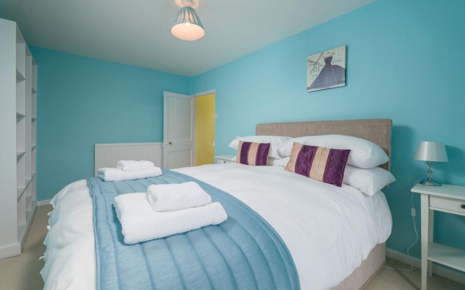 bedroom 1 at Coombe Park