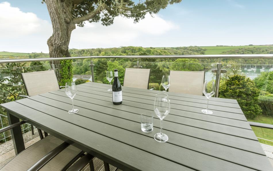 Outdoor dining at The Devon House