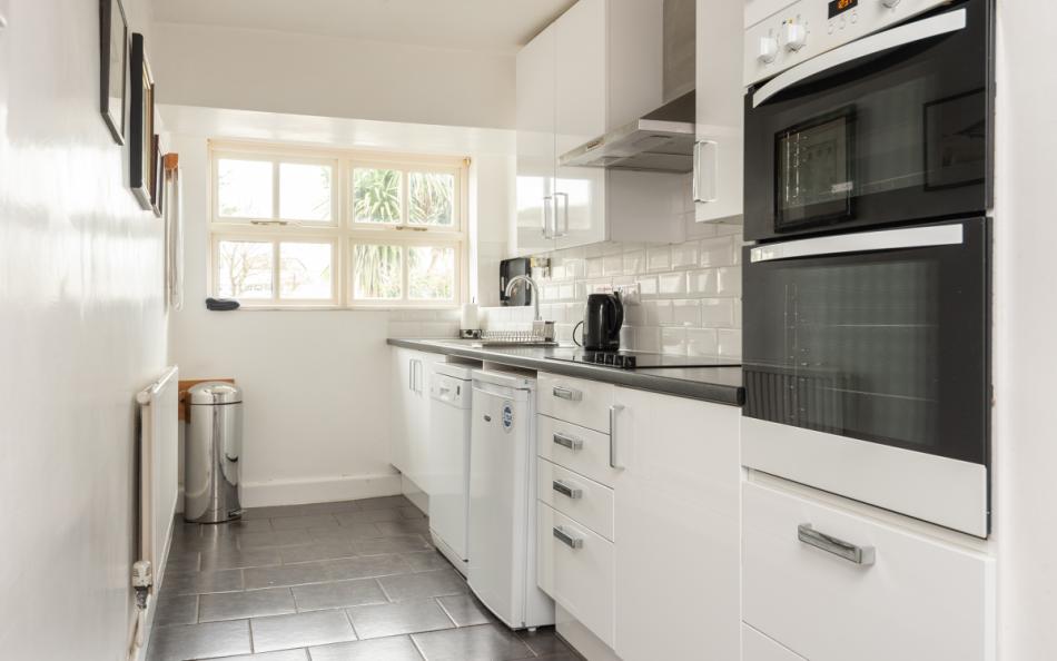 Kitchen at Wharfinger 