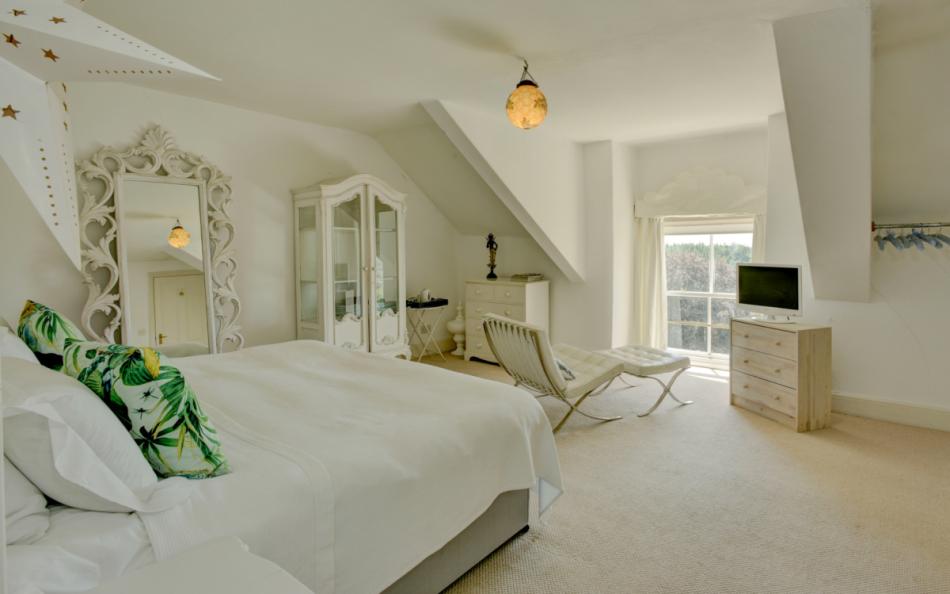 second large double bedroom at The Lost Manor