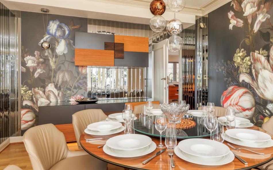 dining table at Panorama House near Bournemouth