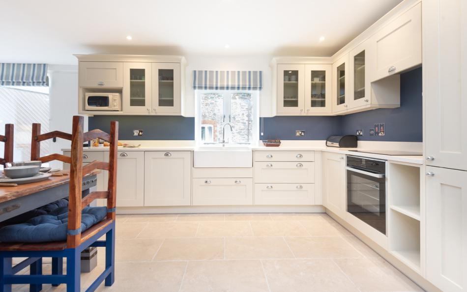 The modern kitchen in Windfalls