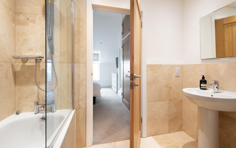 en-suite bathroom