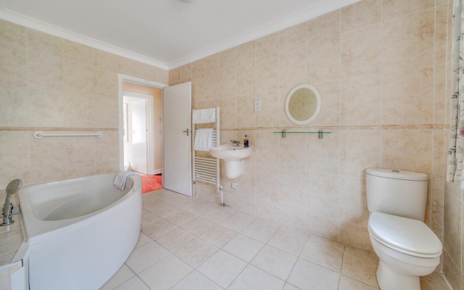 Bathroom at Upper Deck