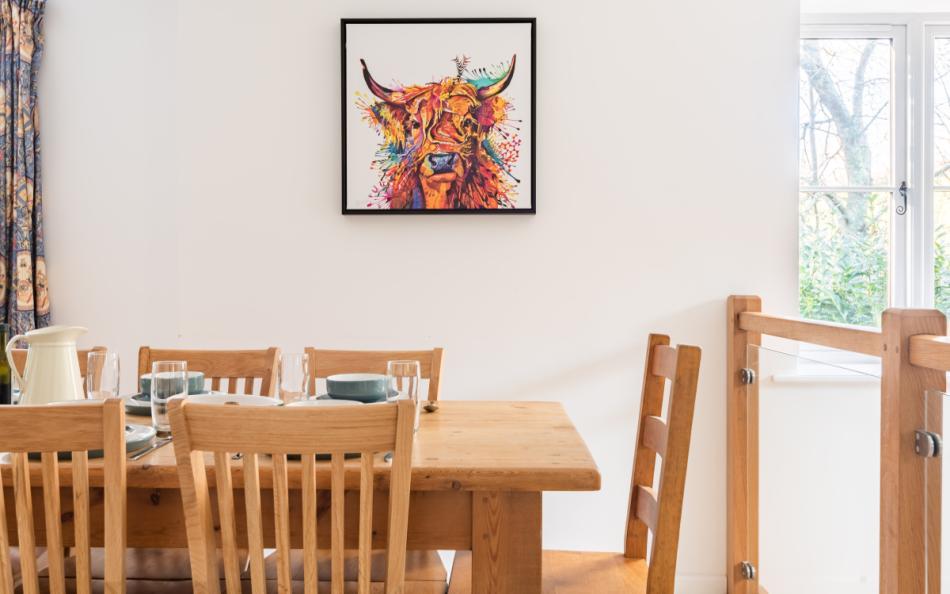 Lifestyle shot of the dining table at Clanacombe Lodge 